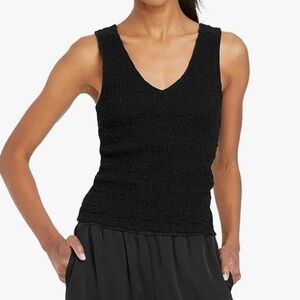 🦋 3/$15🛍️ a new day Black Textured Tank Top